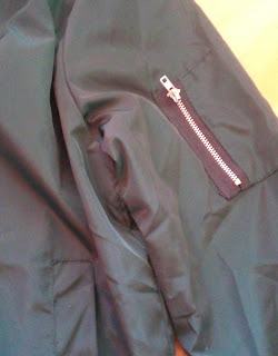 www.rosewholesale.com/cheapest/long-sleeve-zipper-design-pocket-1381789.html?lkid=346765