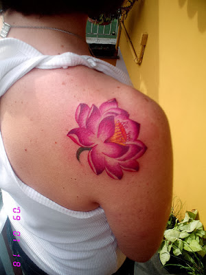 Desenhos de Tatuagens Femininas Rosa