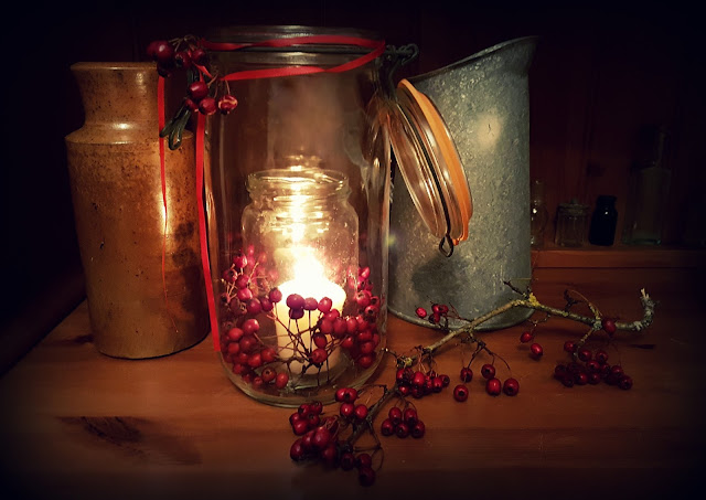 A seasonal candle decoration