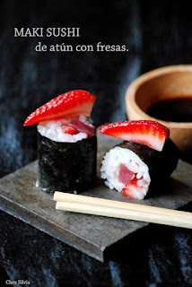 Maki Sushi de atún con fresas