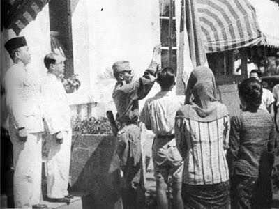 Kultum: Khutbah Jum'at: Ramadhan dan Kemerdekaan Hakiki
