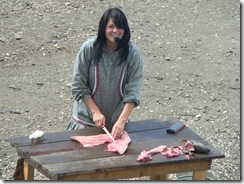 Preparing salmon for curing
