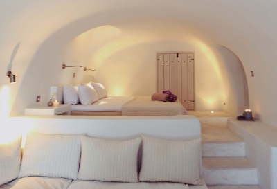 Rumah Minimalis Elegan Serba Putih di Santorini Akan Membuat Anda Terpesona