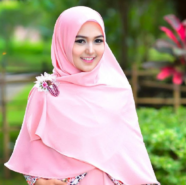 Tips Mudah Tampil Cantik Menggunakan Busana Muslim