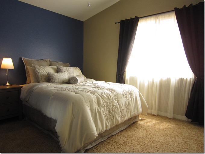 Queen room 2