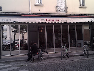 Brasserie les tanneurs place principale de la  Buttes-aux-Cailles