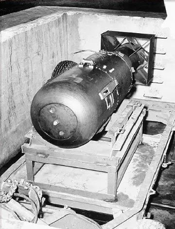 bomba atomica little boy hiroshima projeto manhattan