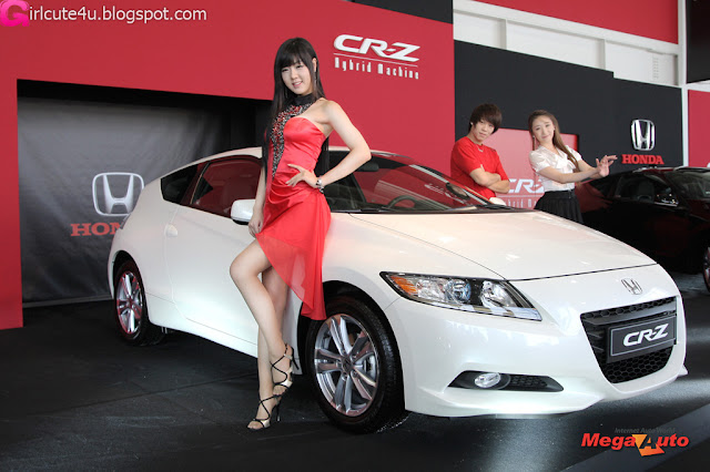 5 Hwang Mi Hee with New Honda’s Hybrid CR-Z-very cute asian girl-girlcute4u.blogspot.com