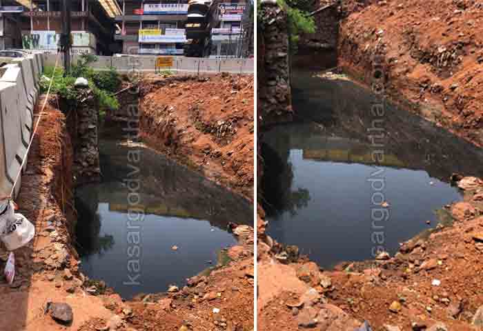 Uppala, Kasaragod, Kerala, News, Top-Headlines, Latest-News, Waste, Waste Dump, Dirty water, Drainage, Natives, Complaint, National Highway, Work, Drain waste menace in Uppala.