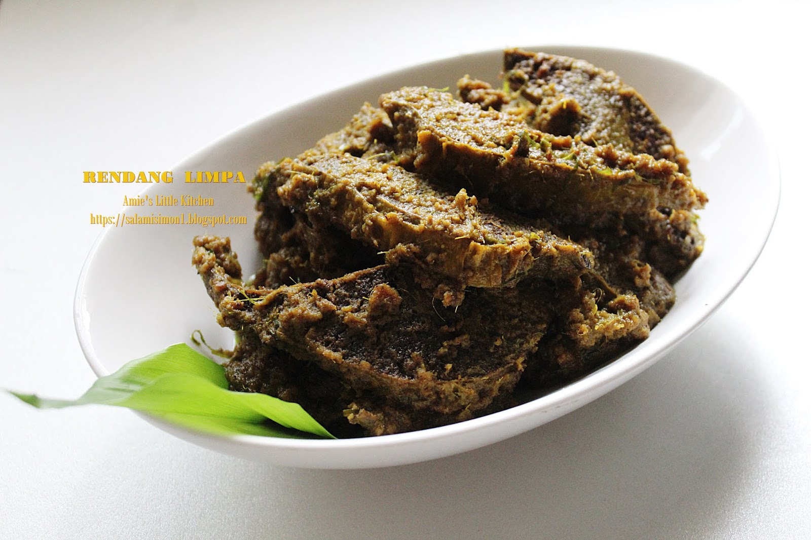 AMIE'S LITTLE KITCHEN: Resipi Mudah Rendang Limpa Pedas 