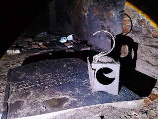 <img src="img_Hidden crypts around Manchester UK, Manchester Urbex.jpg" alt="Images of the crypt in cheetham hill">