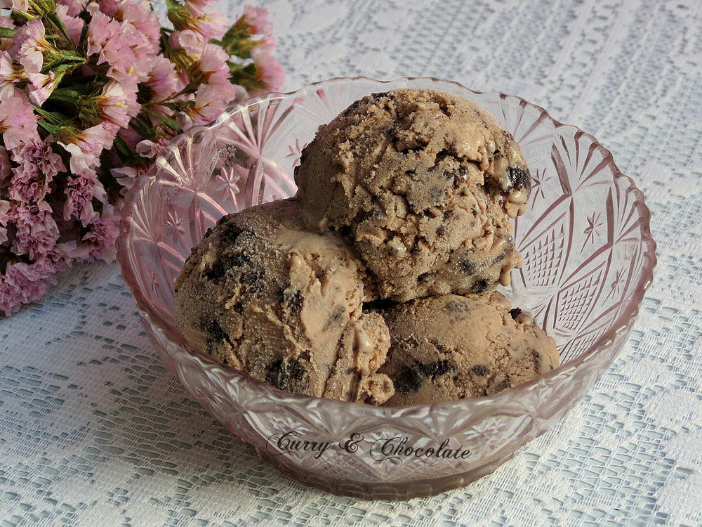 Helado casero de Nutella y trocitos de galleta Oreo – Homemade Oreo Nutella ice cream