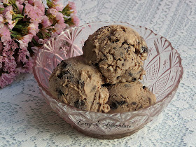 Helado casero de Nutella y trocitos de galleta Oreo – Homemade Oreo Nutella ice cream