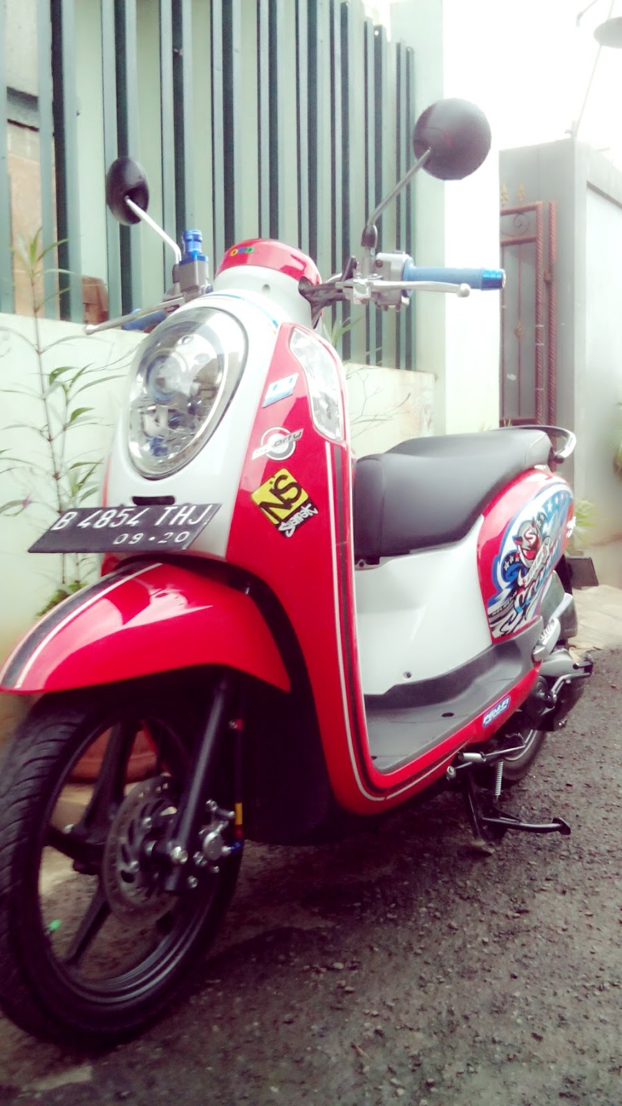 OTOMOTIF SPESIFIKASI DAN MODIFIKASI SCOOPY FI 2016