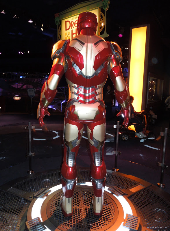 Iron Man 3 Mark XLII suit back view