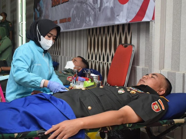 Donor Darah Bantu Masyarakat di Kalsel, Kodim Targetkan Ratusan Kantong Darah 