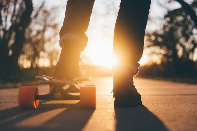 close-up, leg, sneakers, skateboard, desktop, wallpaper, screensaver, backgrounds, sunlight, road, young, man