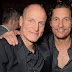 Woody Harrelson e Matthew McConaughey nella parte di se stessi in una
serie TV comedy