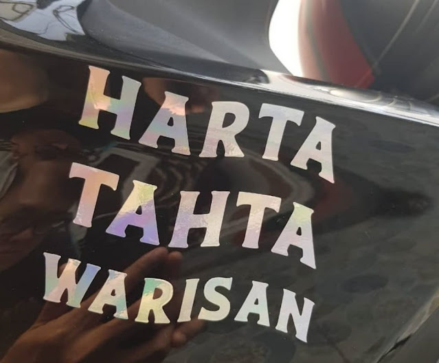 10 Sticker Antimainstream 'Harta Tahta' Ini Kreatifnya Kocak Banget