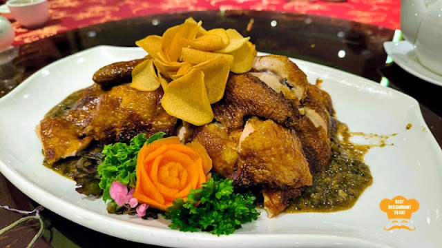 PJ Hilton Toh Yuen Chinese New Year Golden Set Menu - Roasted Chicken With Bolethus Mushroom Gravy