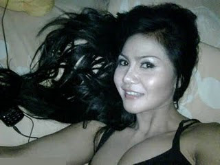 tante girang