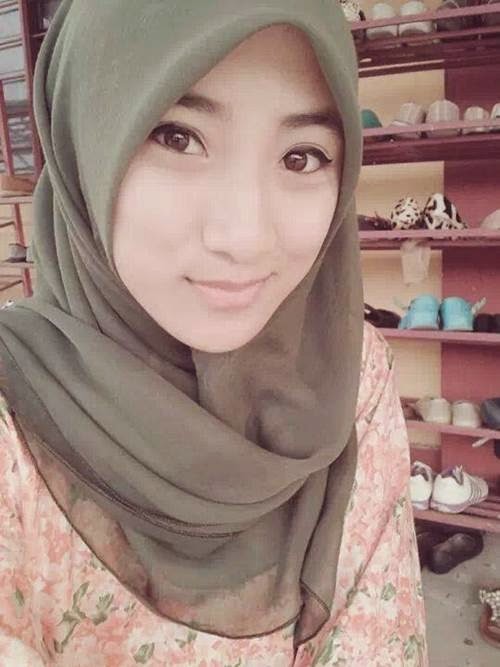 Gambar Foto Cewek Muslim Cantik Imut