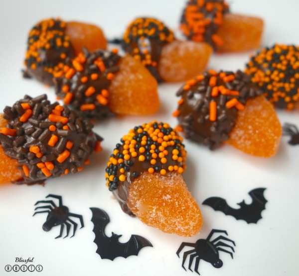 Halloween Chocolate Dipped Orange Slices @ Blissful Roots