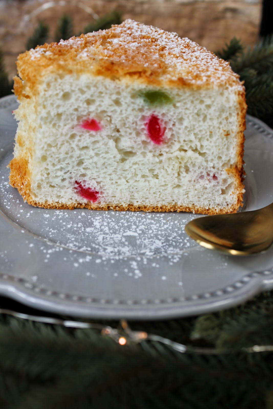 Myriam Chic Cakes: Christmas Angel Food Cake