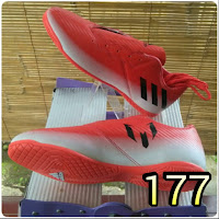 Sepatu Futsal KwS