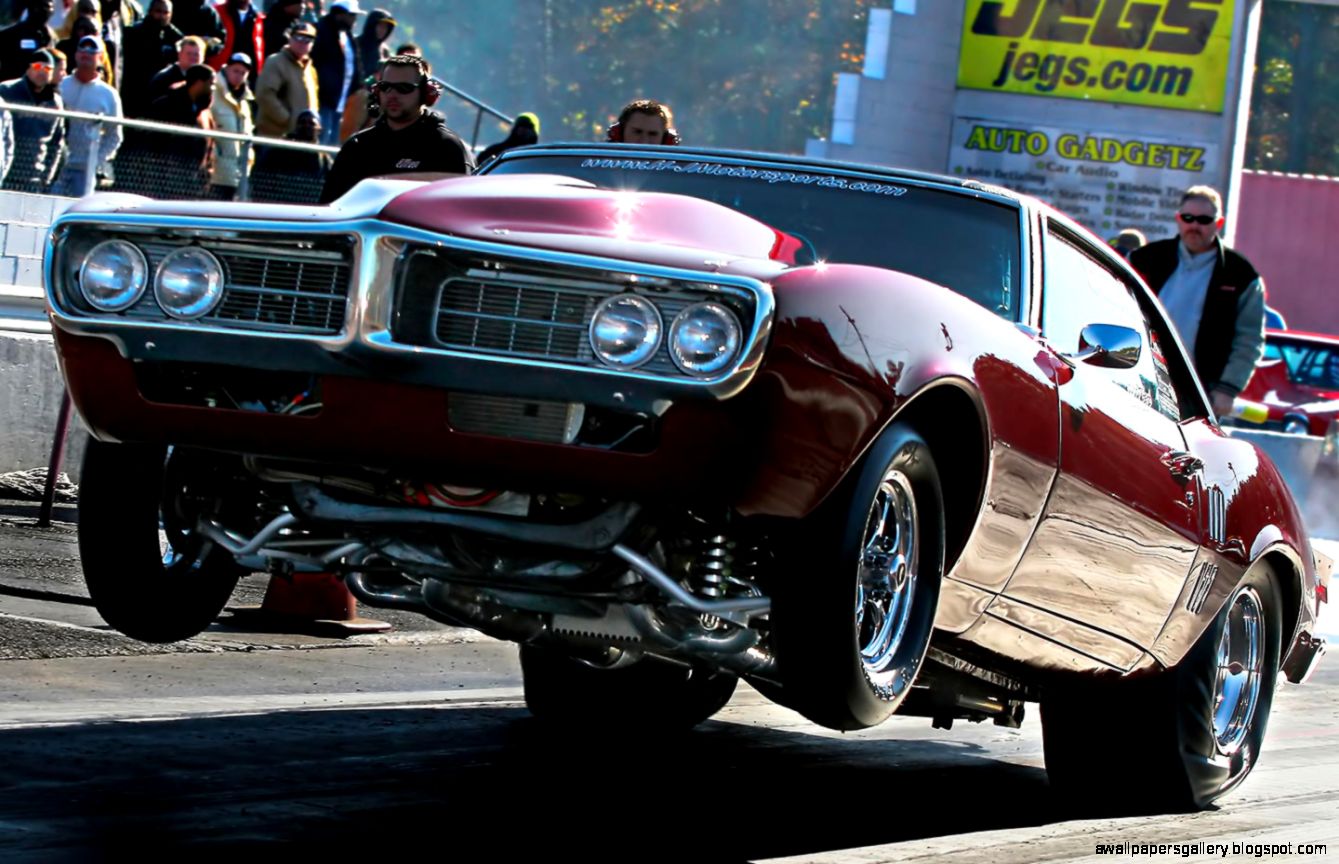 Drag Cars Wheelie