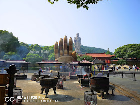 Grand-Buddha-Ling-Shan-Wuxi-Jiangsu-China-无锡靈山大佛