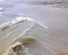 The flow of Rivea Ganga at Ramjhula, Rishikesh
