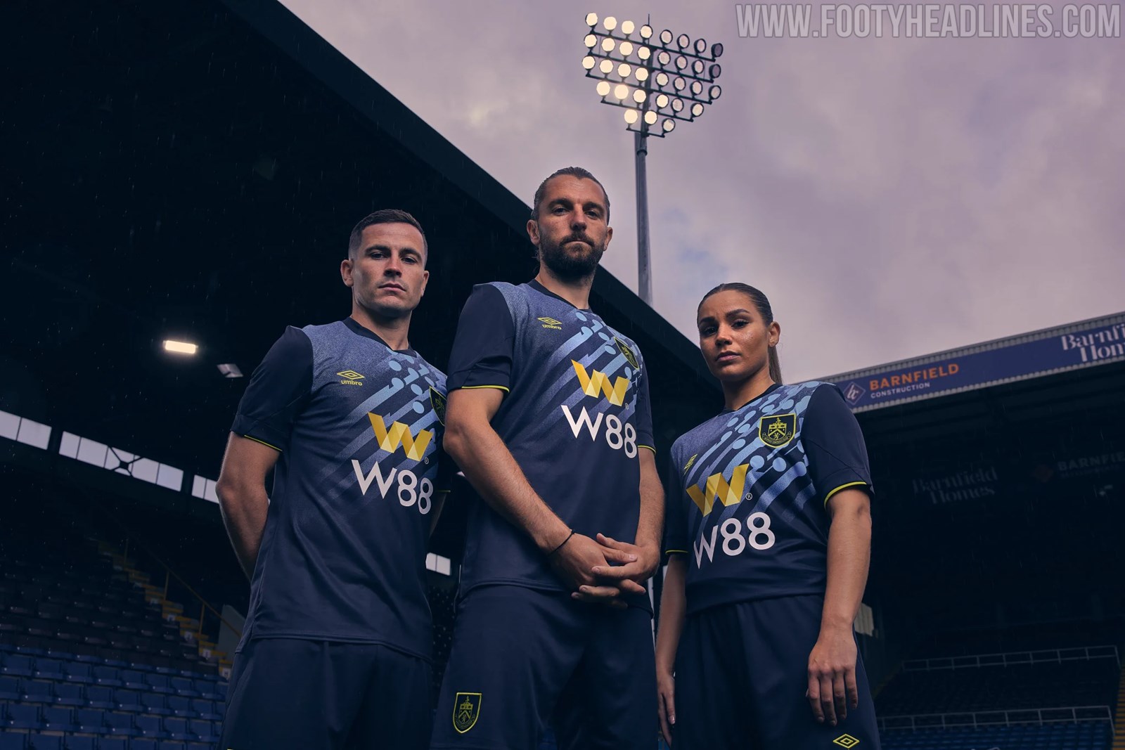 Umbro Burnley 3rd Jersey 2023-2024