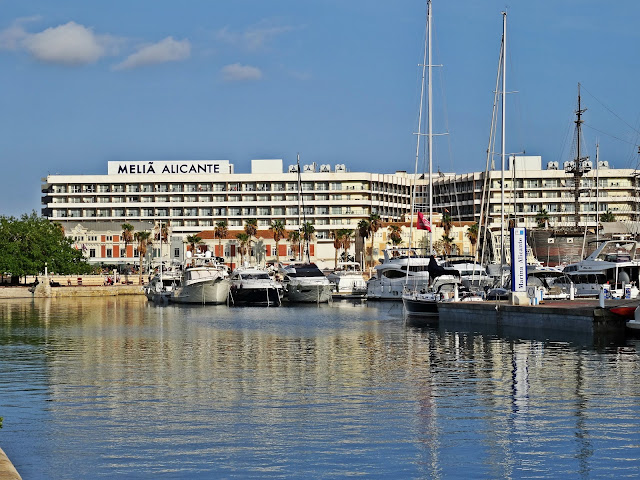 Melia Alicante hotel przy samej plaży