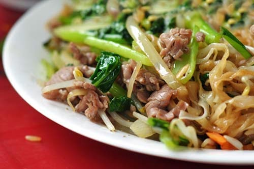 Làm Phở Xào Giòn Thịt Bò Ngon Hơn Ngoài Quán