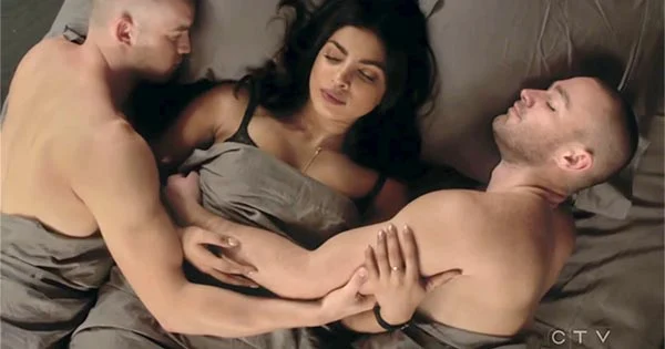 Priyanka Chopra hot threesome scene quantico hollywood