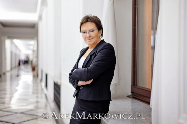 Ewa Kopacz, profesjonalna sesja zdjęciowa polityków.