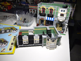 its-not-lego.blogspot.com, lepin 15008 green grocer modular