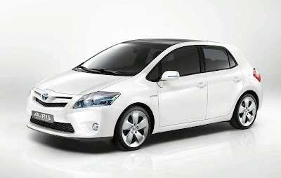 toyota-auris-corolla-hybrid-concept 2010