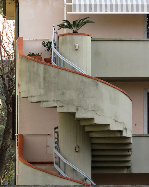 Spiral staircase, Via Ferrigni, Livorno