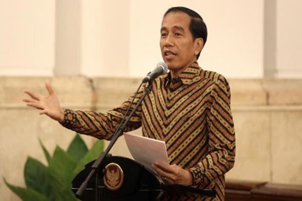 Paket Ekonomi Hanya Alibi Pemerintah untuk Ngutang ke Asing, Tak Penting Siapa yang akan Membayar