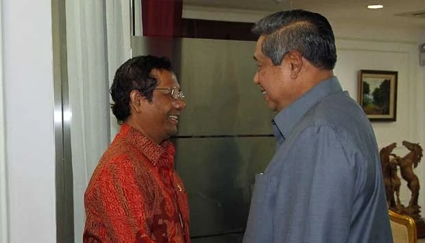 Ada Rahasia di Balik Mahfud MD Selalu Bersikap Manis ke SBY, Mungkinkah Ini Alasannya?