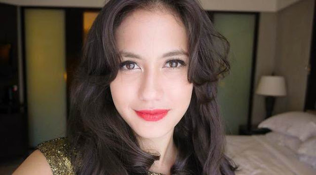 Gallery Foto Pevita Pearce, Artis Indonesia Cantik Muda dan Profil Biodatanya