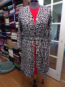 Ponte Knit Princess Seam Dress White & Gray Leopard Print Hacchi Sweater Duster www.sewplus.blogspot.com