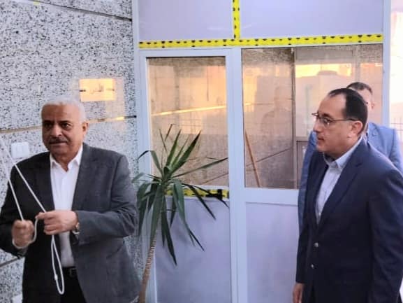رئيس الوزراء يفتتح المركز التكنولوجي بمحافظة السويس