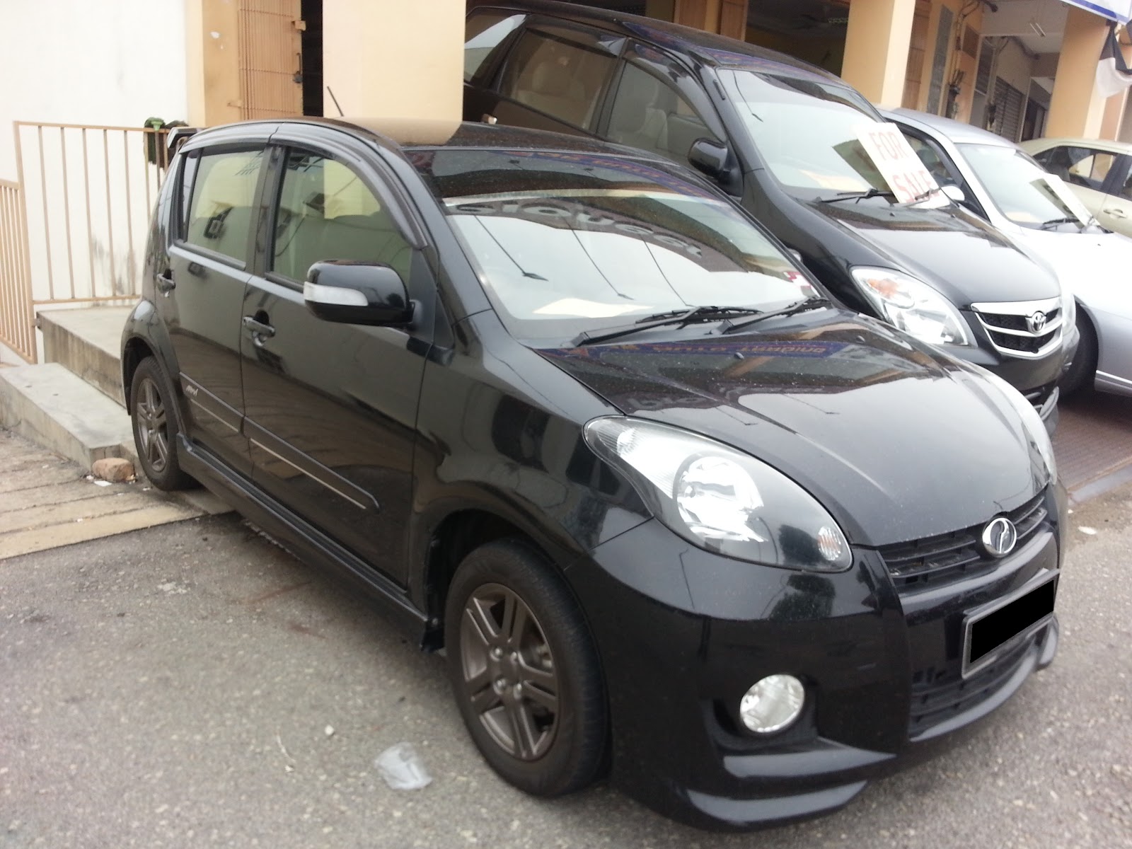 2nd Car Malaysia: Perodua Myvi 1.3 SE (A) Black