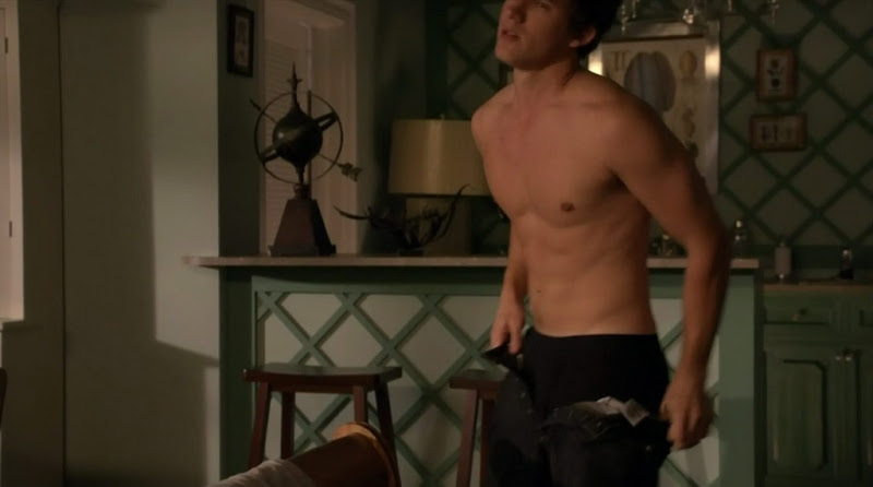 Matt Lanter Shirtless on 90210 s3e07