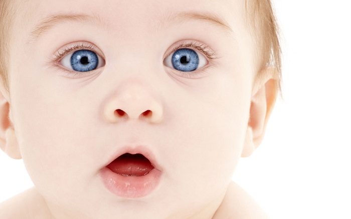 Cute Blue Eye Baby Image