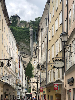 La calle comercial y más bonita de Salzburgo
