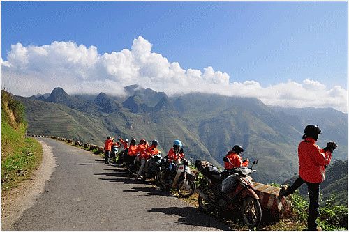 Chết lặng trên Mã Pí Lèng